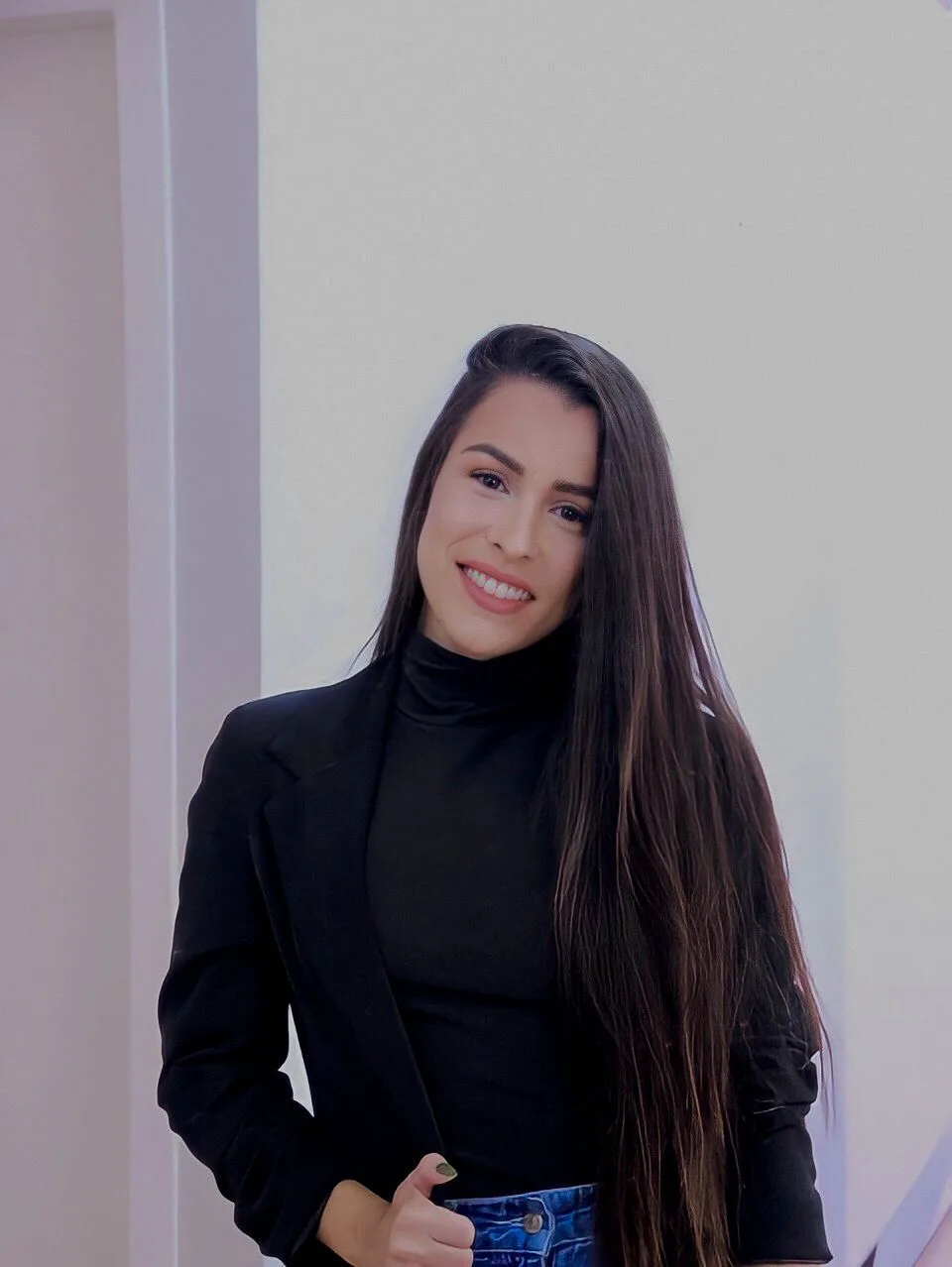 Revianny Innocente, especialista em micropigmentação e remoção a laser